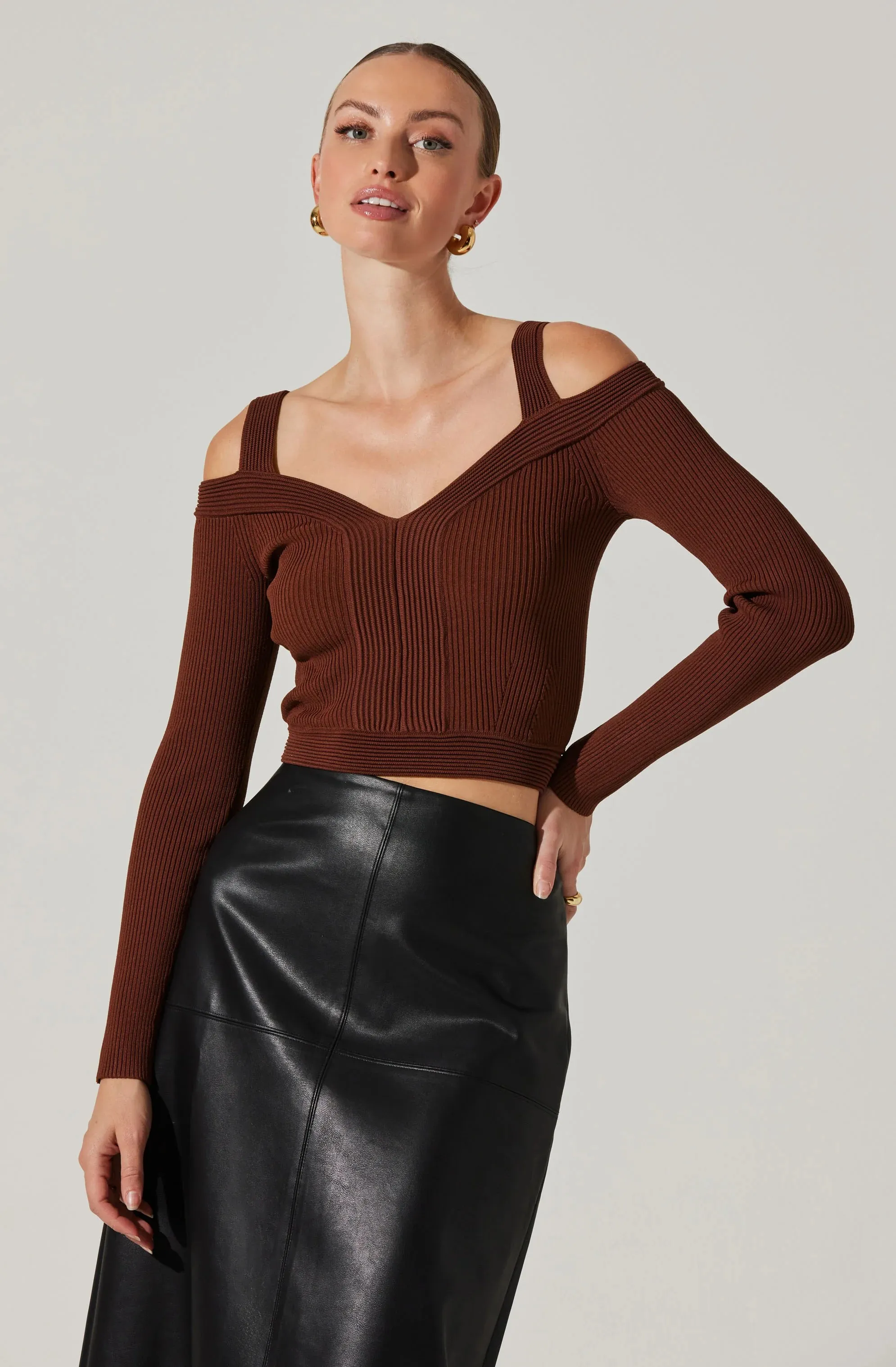 AST Pacey Ribbed Cold Shoulder Sweater