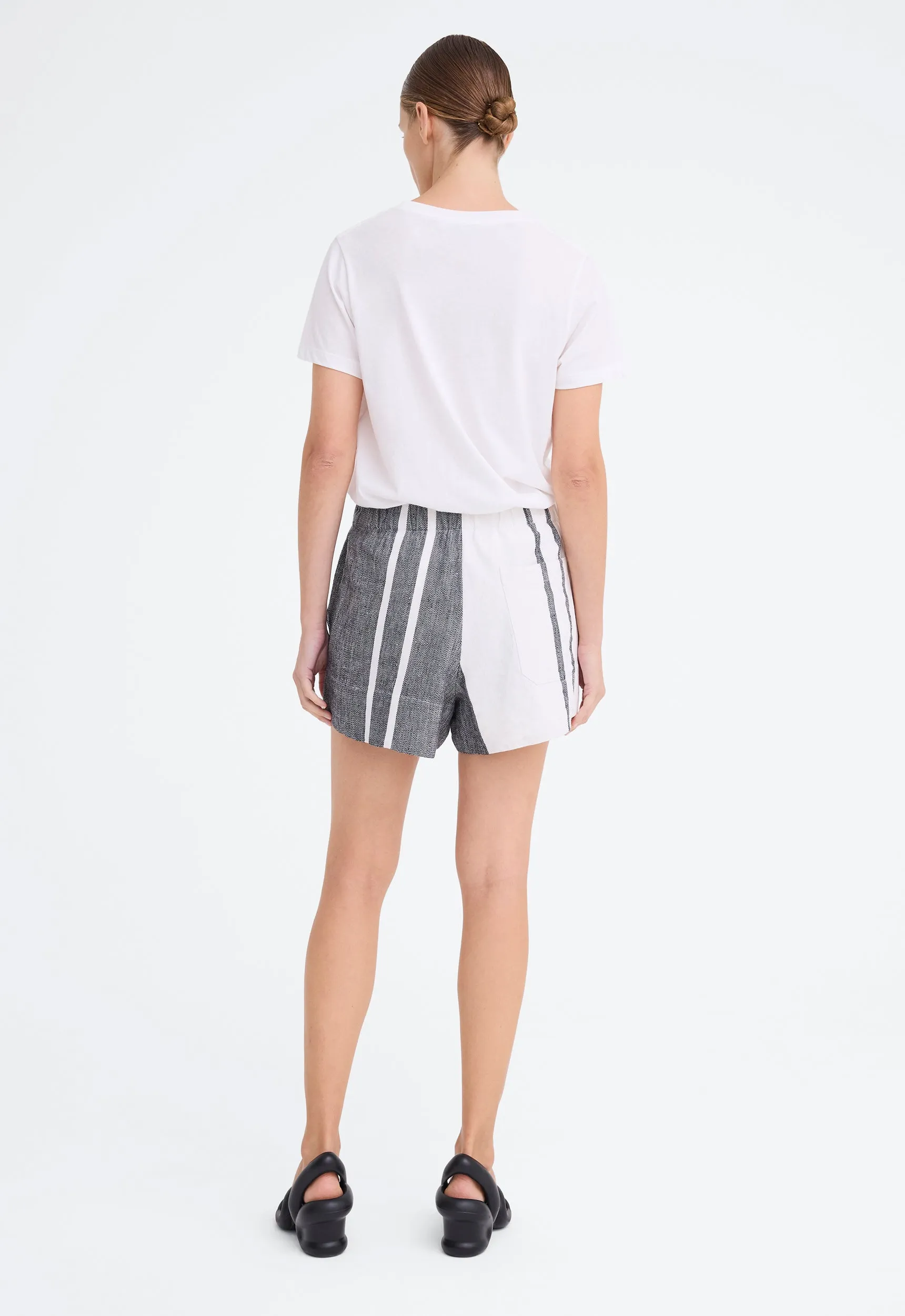 Bach Short - Natural/Black