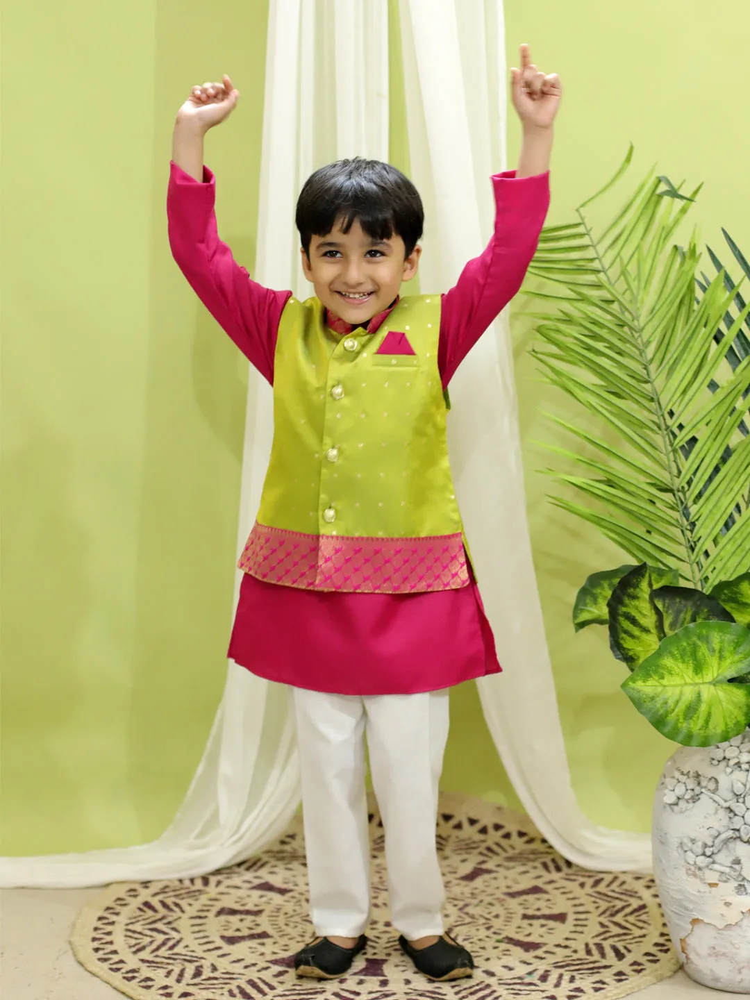 Boy's Pink Cotton Kurta Sets - Bownbee