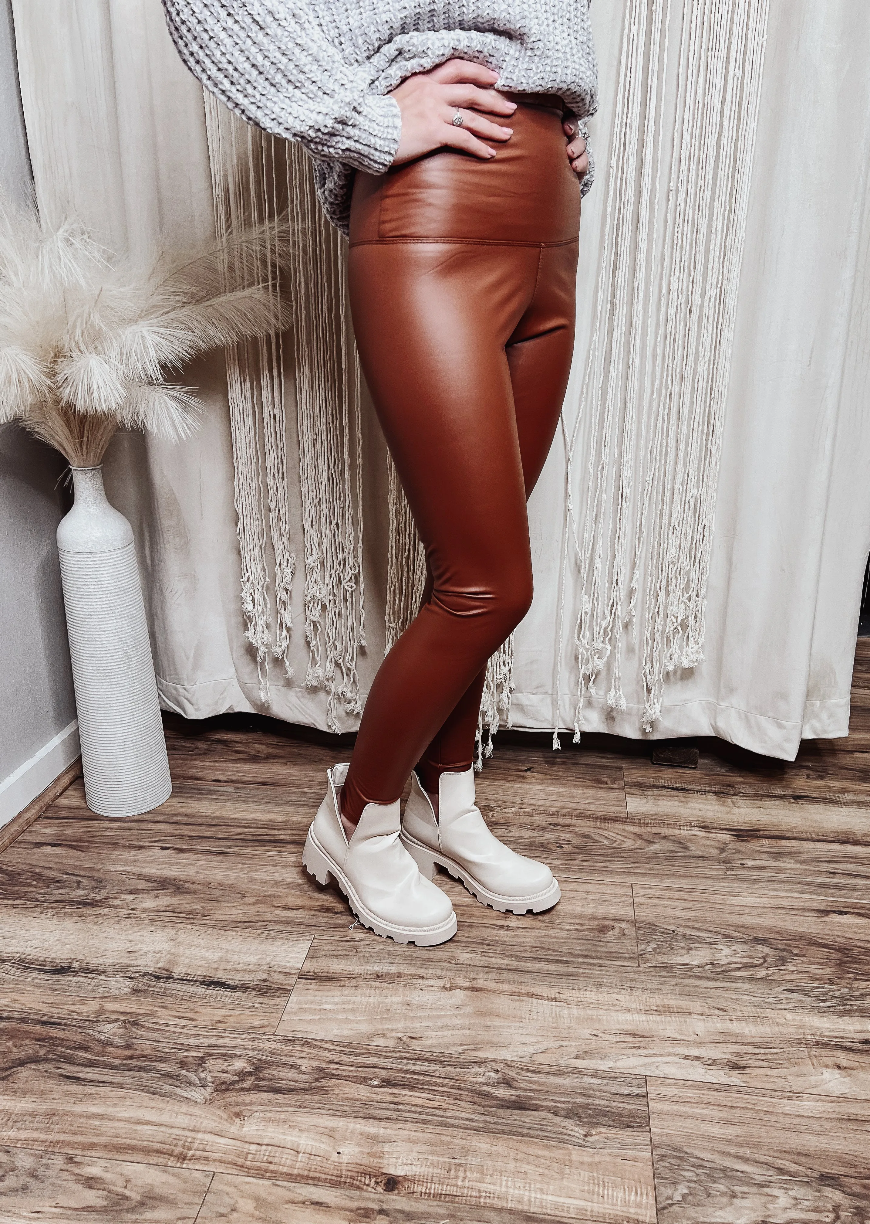 Faux leather leggings