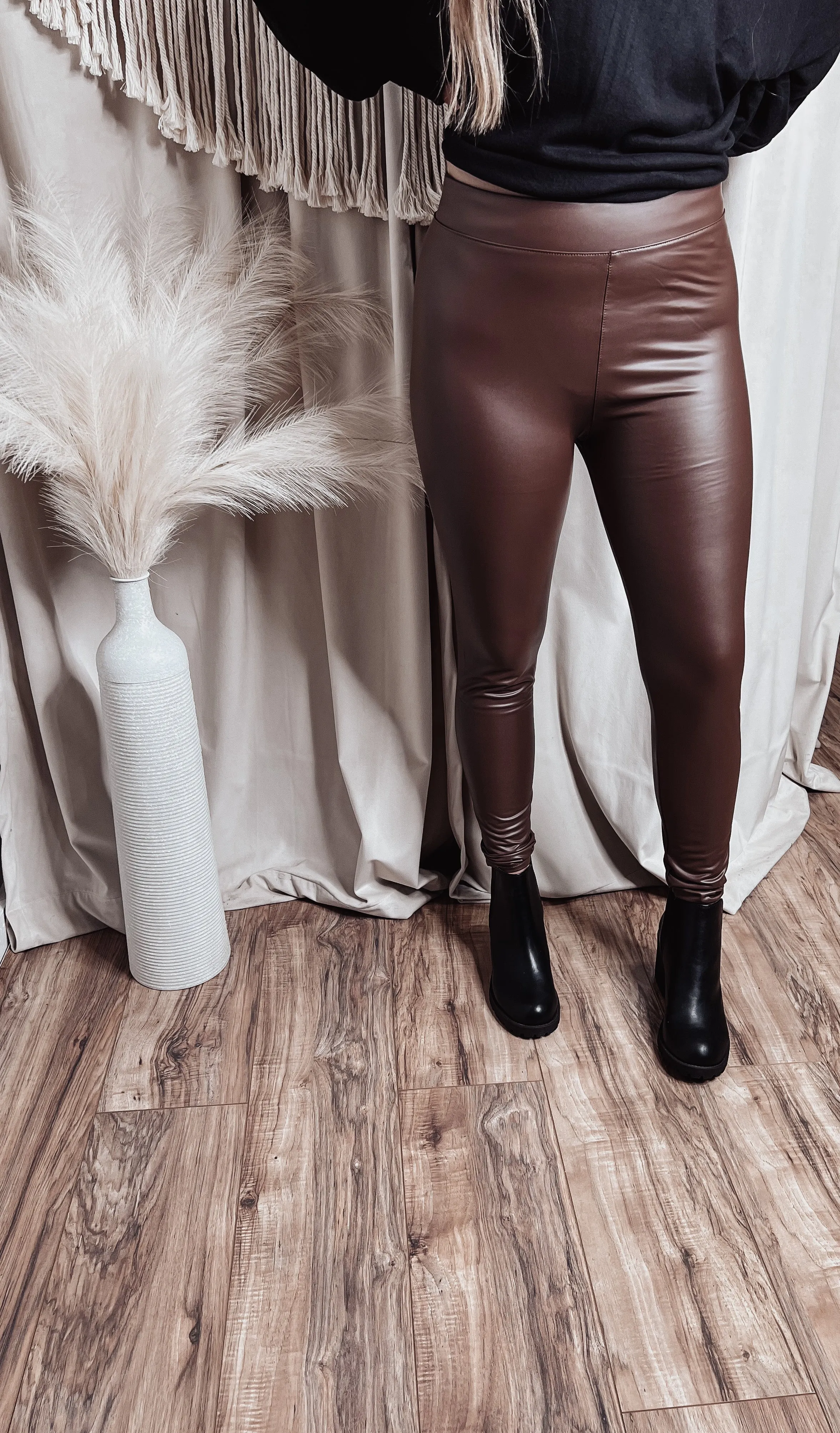 Faux leather leggings