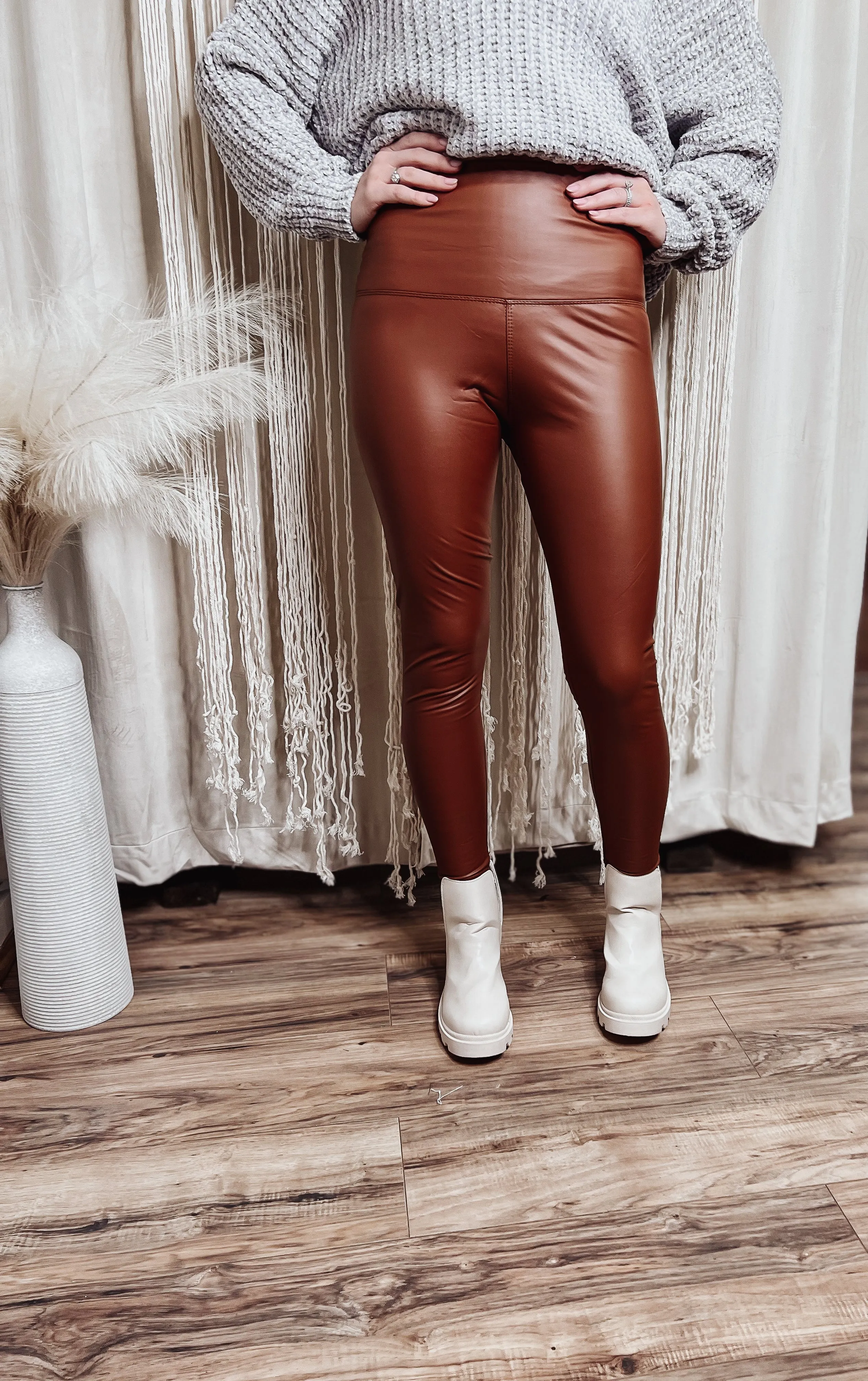 Faux leather leggings