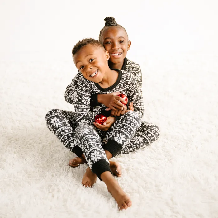 Kids' Unisex Jogger Pajama Set - Baby It's Cold Outside Fair Isle